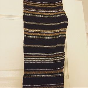 vintage Free People textured knit leggings.